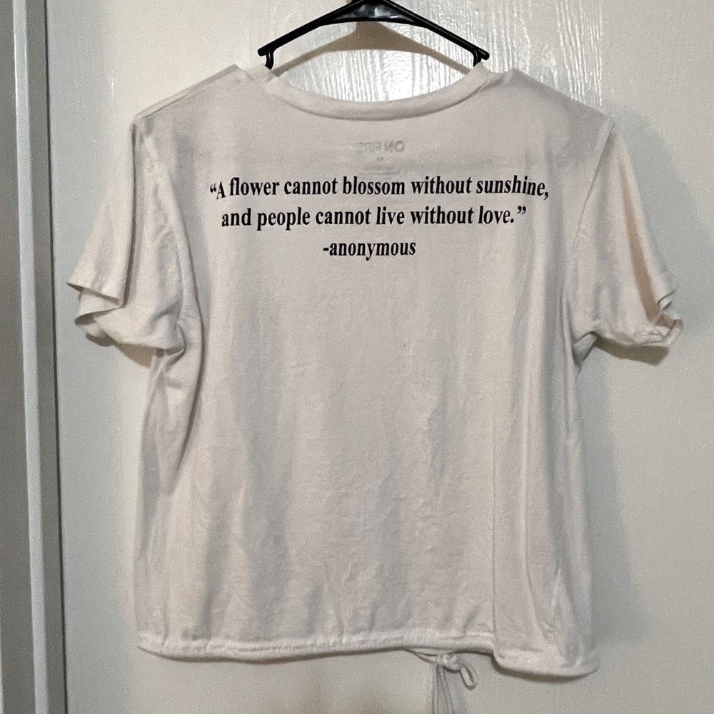 Top - Picture 2 of 2